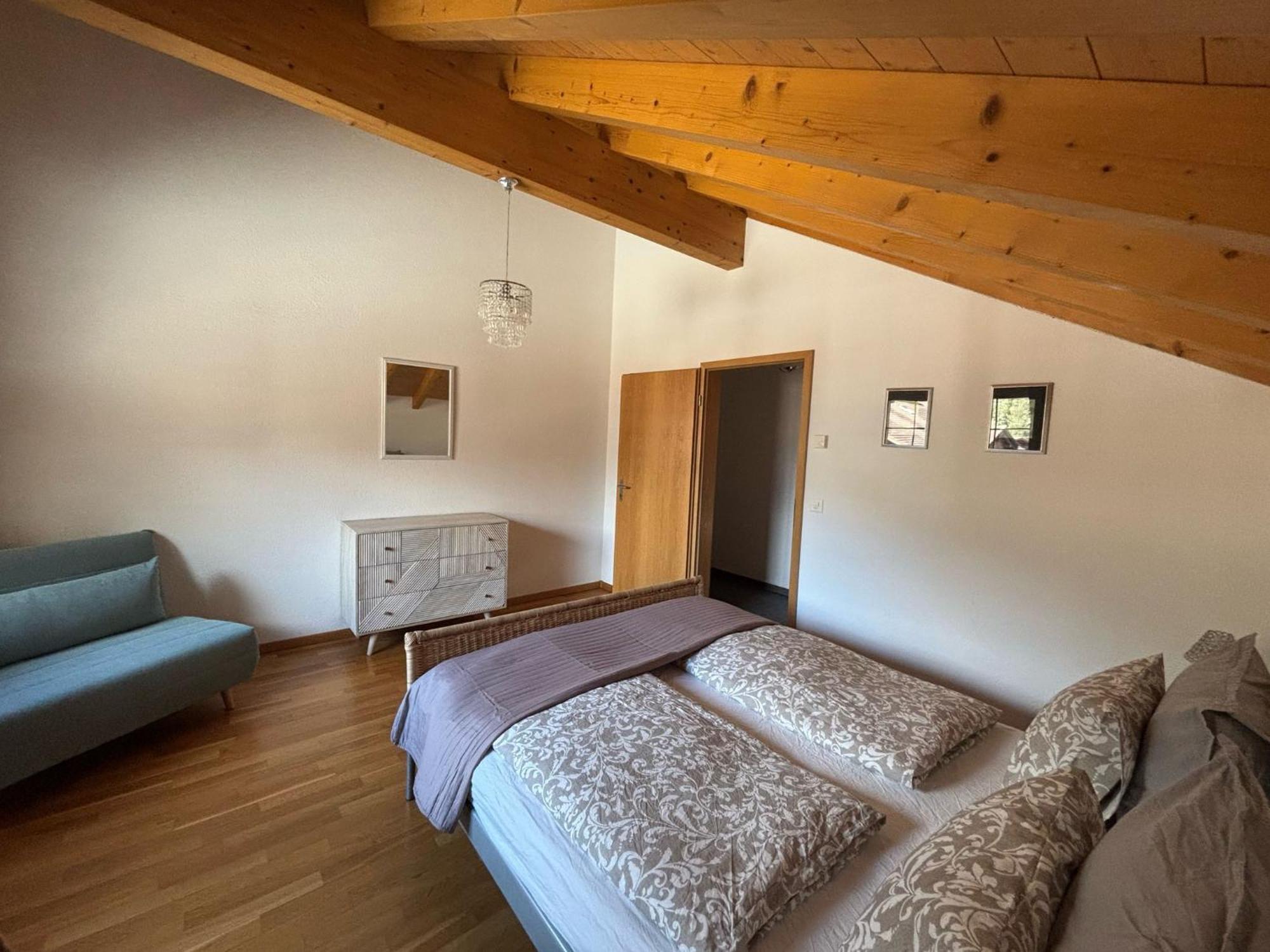Appartement Charming Penthouse à Lauterbrunnen Extérieur photo